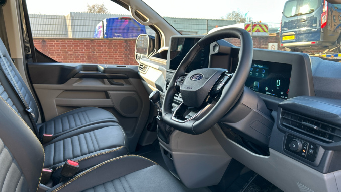 Ford Transit Custom 320 L2 Diesel Fwd 2.0 EcoBlue 150ps H1 Van Trail - Image 6